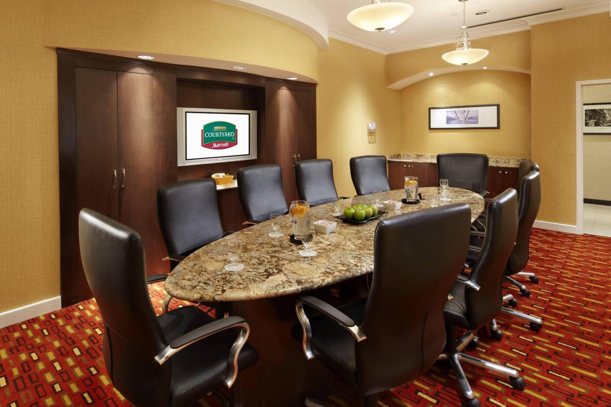 Courtyard By Marriott Pittsburgh West Homestead Waterfront Kültér fotó