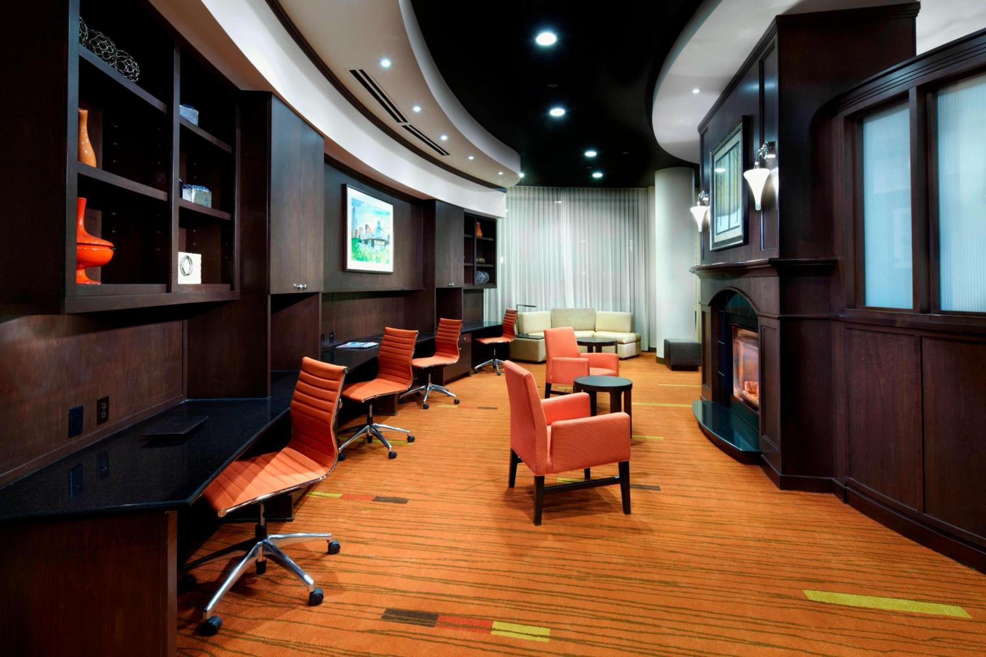 Courtyard By Marriott Pittsburgh West Homestead Waterfront Kültér fotó